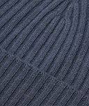 Beanie in petrol blue cashmere